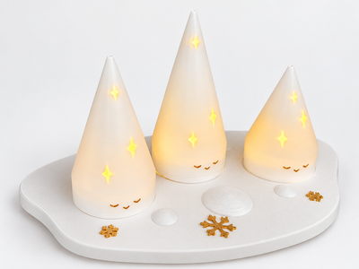 Leuchtende Winterlandschaft mit drei Lichtkegeln